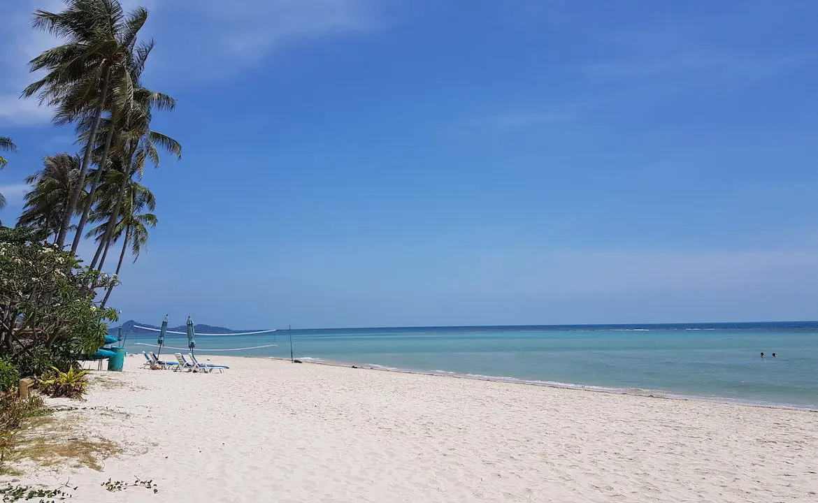 Hua Thanon Beach