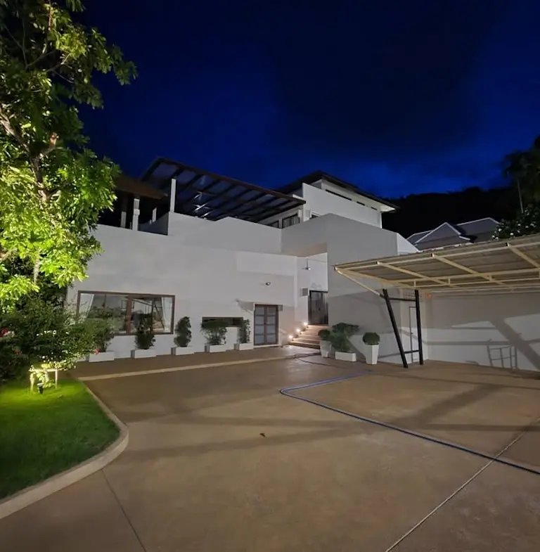 Chaweng Hills Villa For Sale Koh Samui Parking