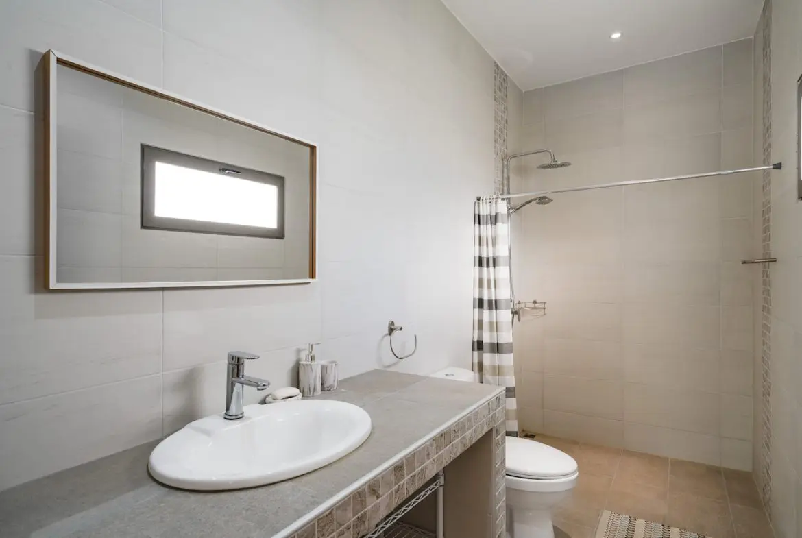 Investment Property Samui Bathroom