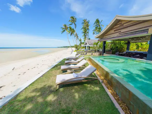 Samui Beach Villa Sun Loungers