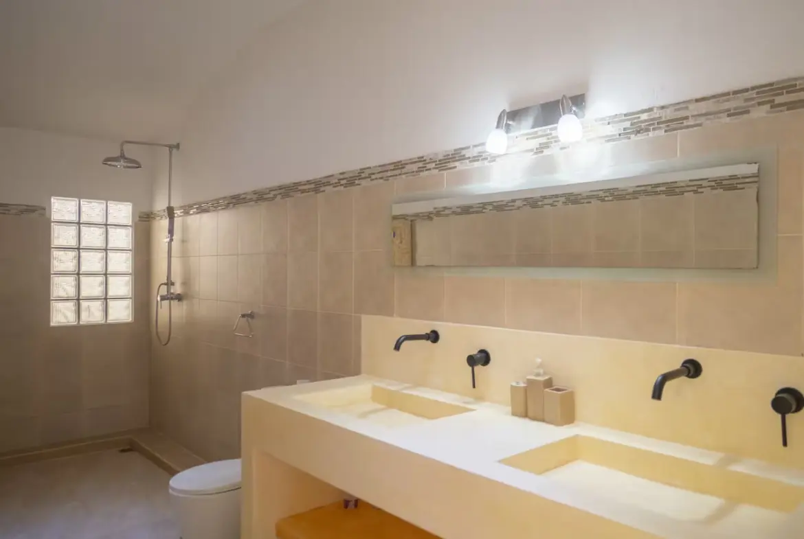Sea View Pool Villa For Sale Chaweng Noi Bathroom