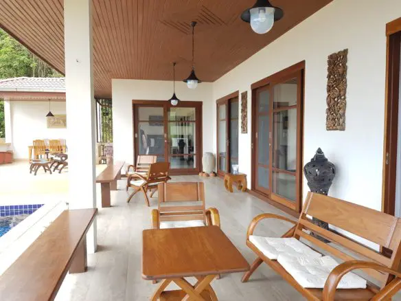 Taling Ngam Villa Covered Terrace