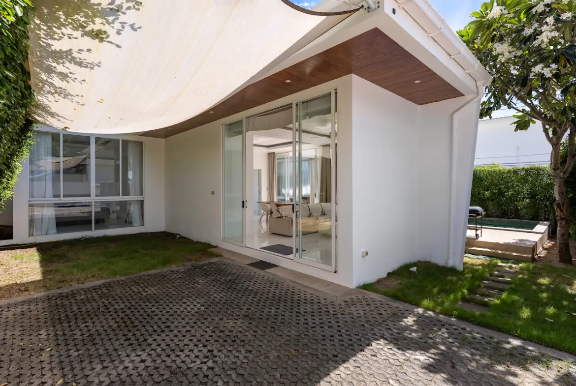 Koh Samui Dream Property Parking