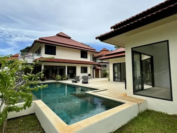 Villa For Sale In Plai Laem Koh Samui Pool and Terrace