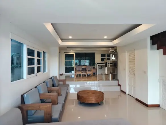 Koh Samui Townhouse Chaweng Living Space