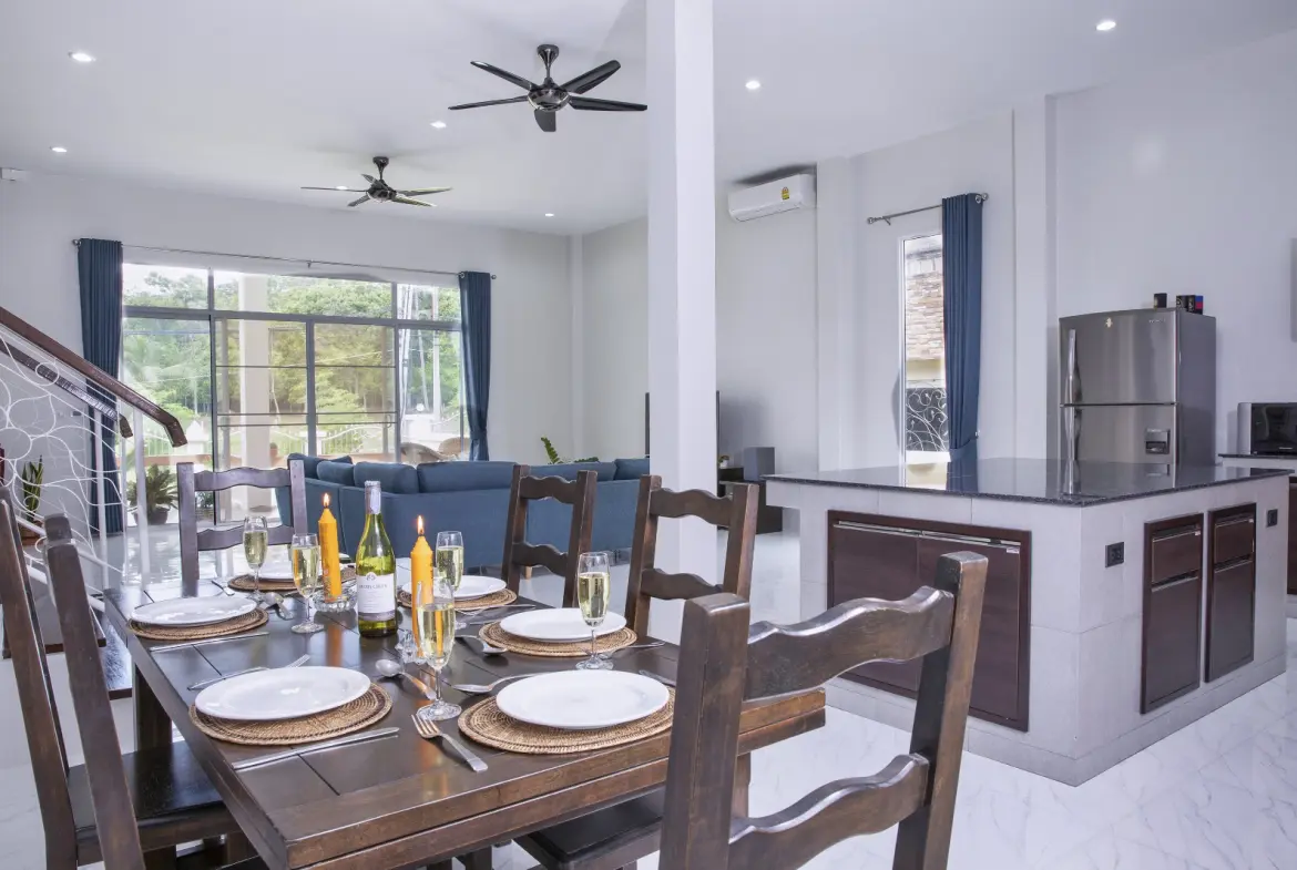 Koh Samui Laem Sor VIlla For Sale Dining