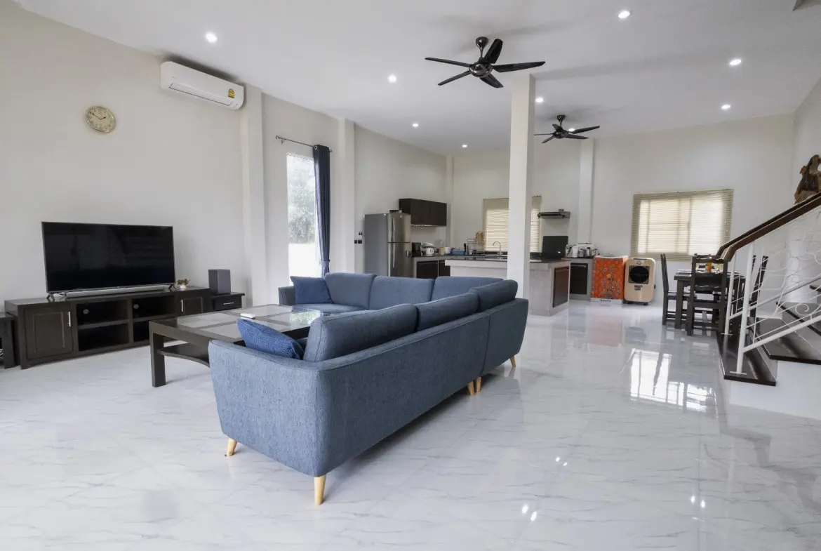 Koh Samui Laem Sor Villa For Sale Living Area