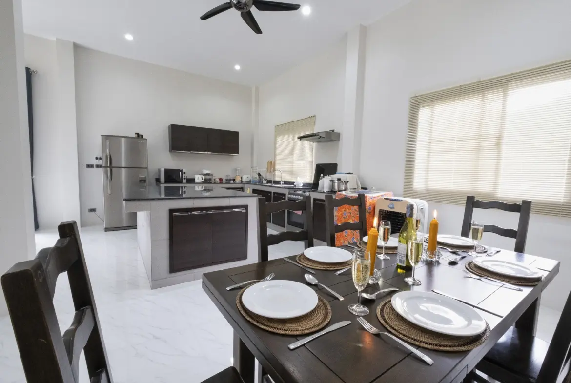 Koh Samui Laem Sor Villa For Sale Dining Kitchen