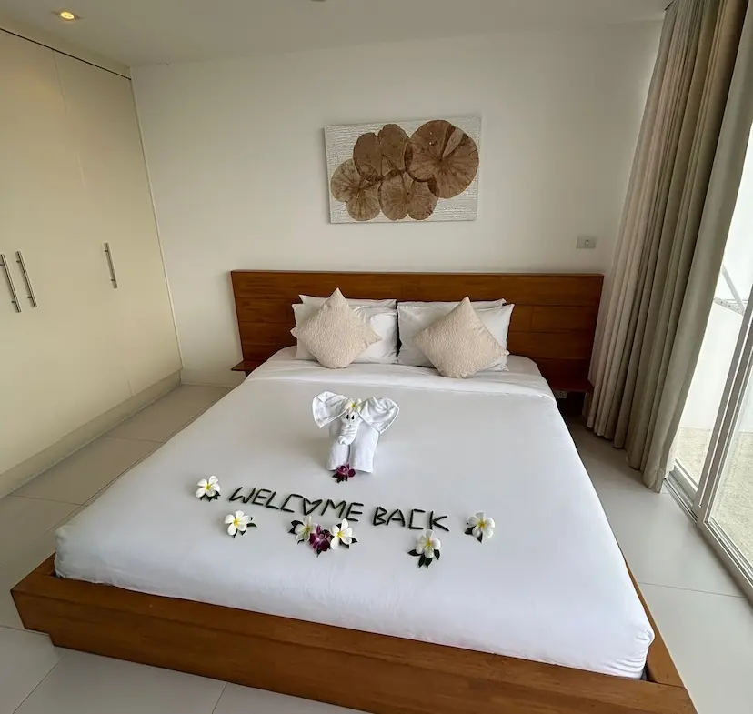 Code Samui Apartment Bedroom