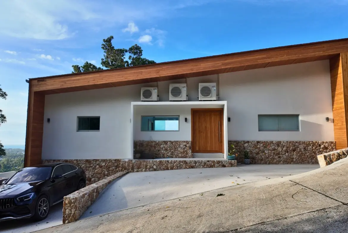 Azur Villa For Sale 22 Entrance