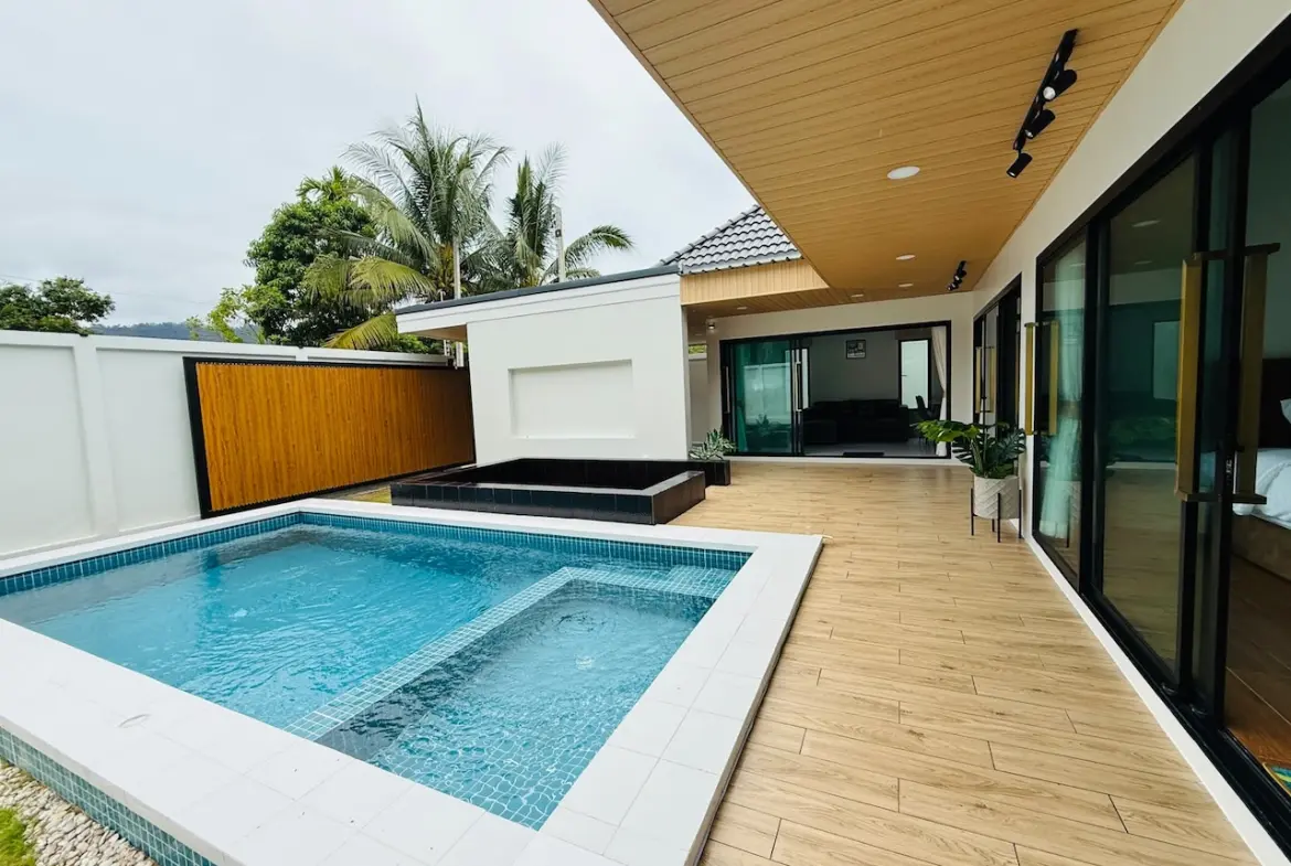 Lipa Noi Pool Villas Outdoor Area