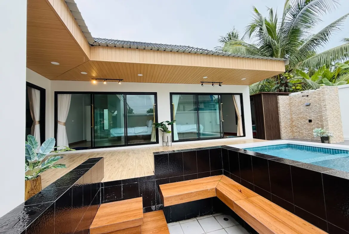 Lipa Noi Pool Villas Outdoor Seating