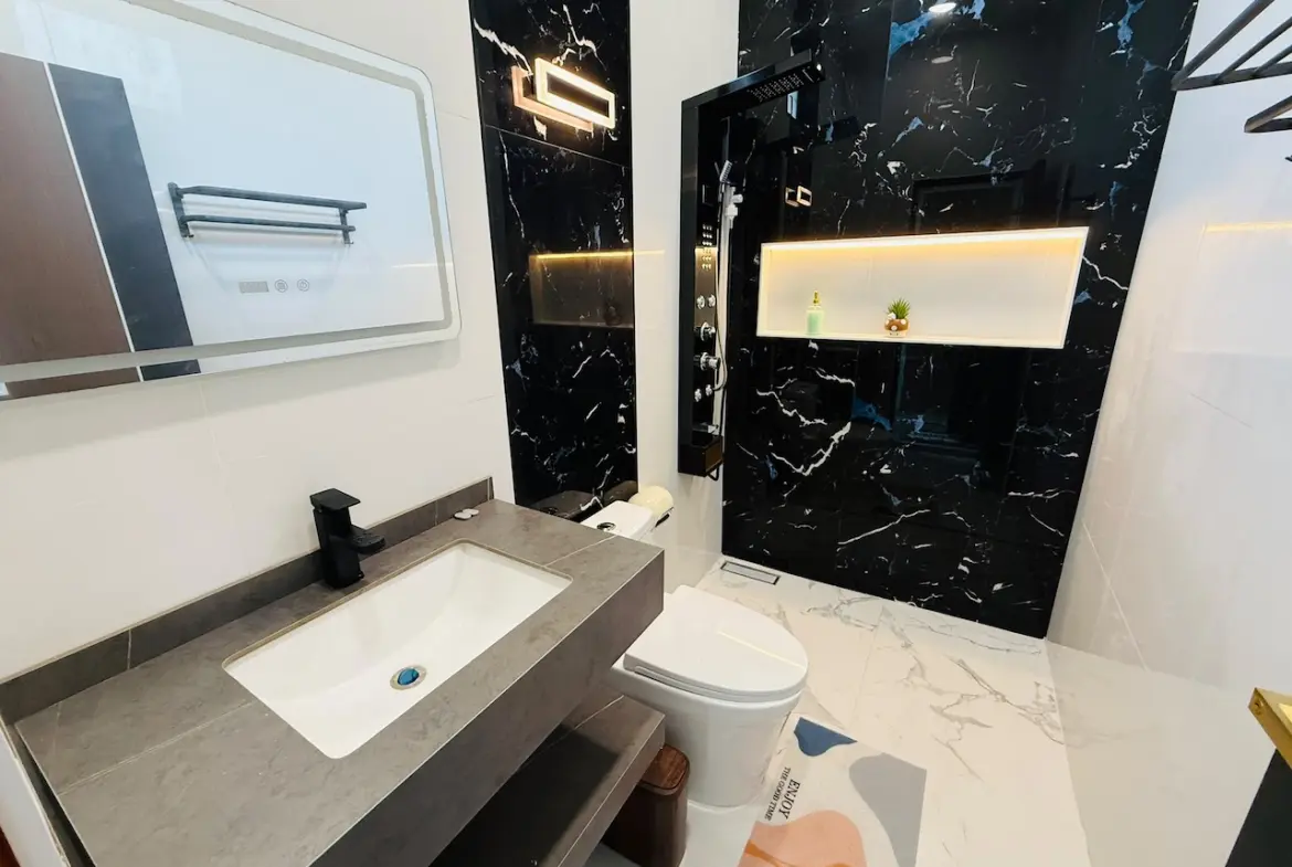 Lipa Noi Pool Villas Bathroom