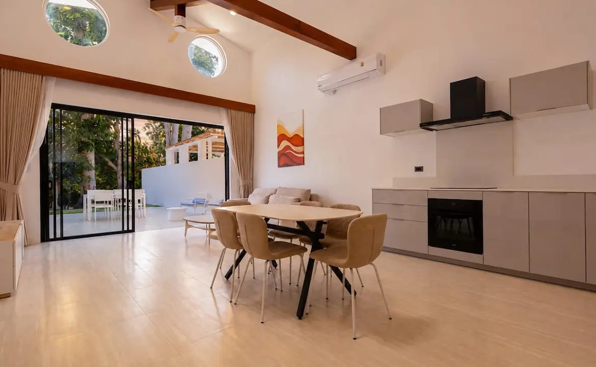 Baan Ton Sai Interior