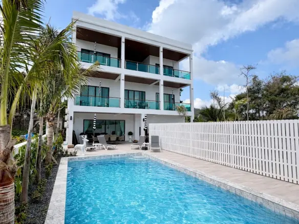 Koh Samui 5 Bedroom Property Pool