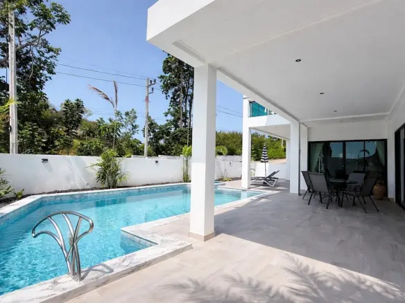 Choeng Mon Pool Villa Terrace