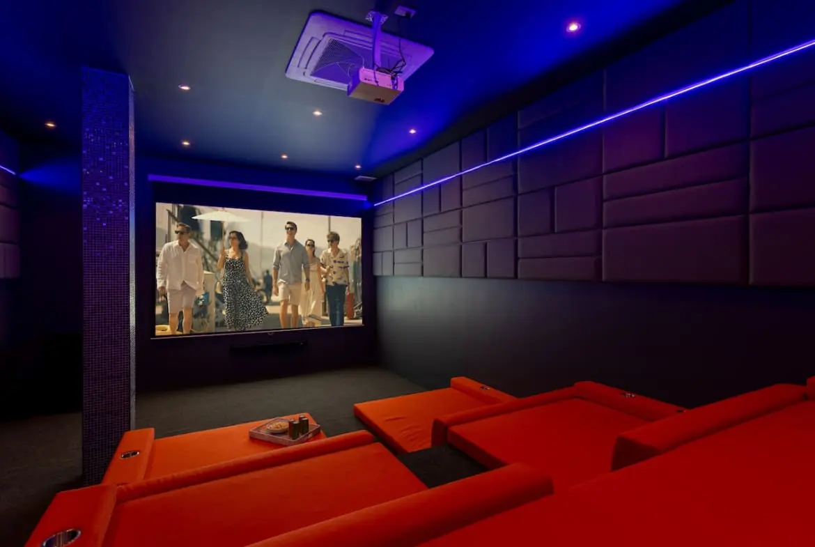 Blue Pearl Villa Cinema