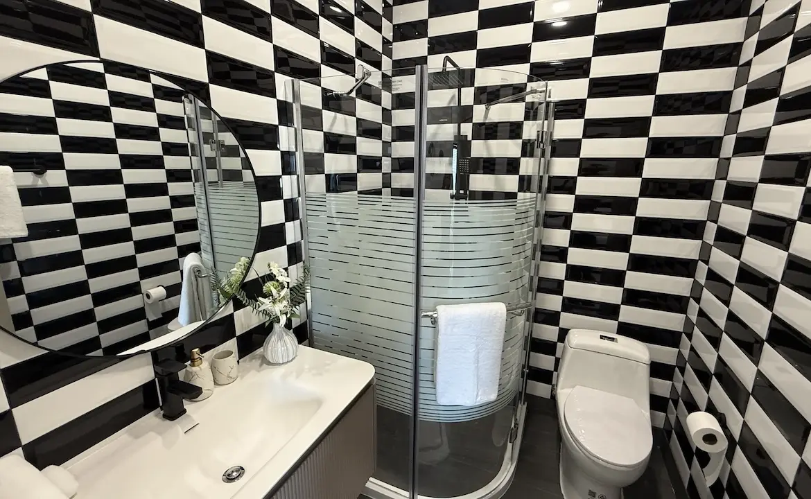 3-Bedroom Pool Villa Choeng Mon Bathroom