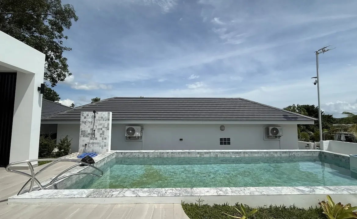 3-Bedroom Pool Villa Choeng Mon swimming pool
