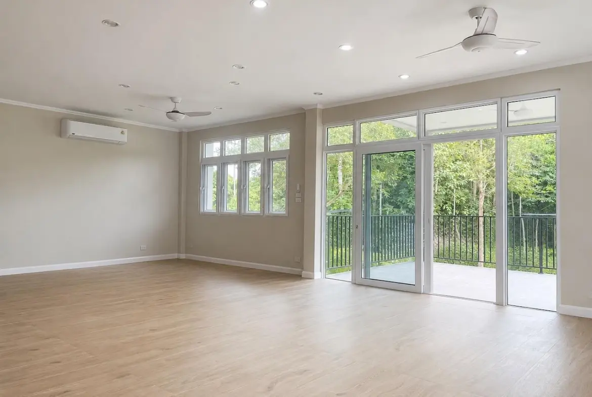 3 Bedroom Property In Lamai Interior