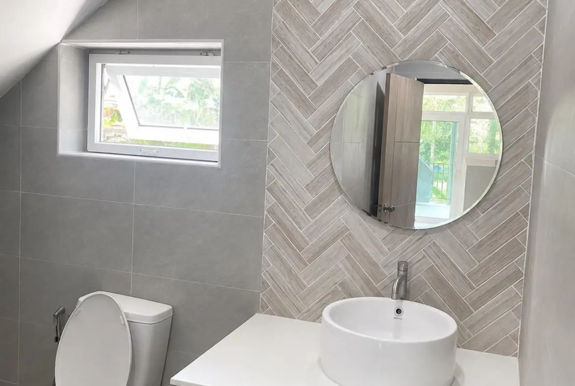 3 Bedroom Property In Lamai Bathroom