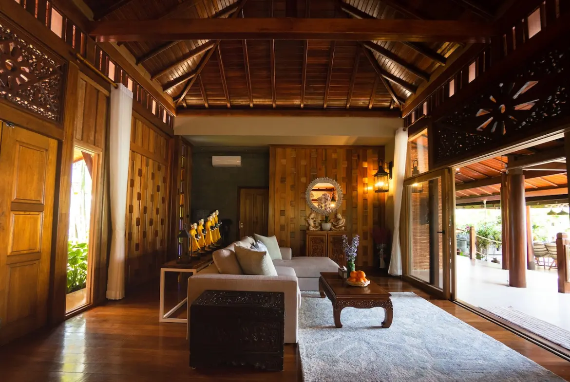 Beachfront Property For Sale In Koh Samui Lounge