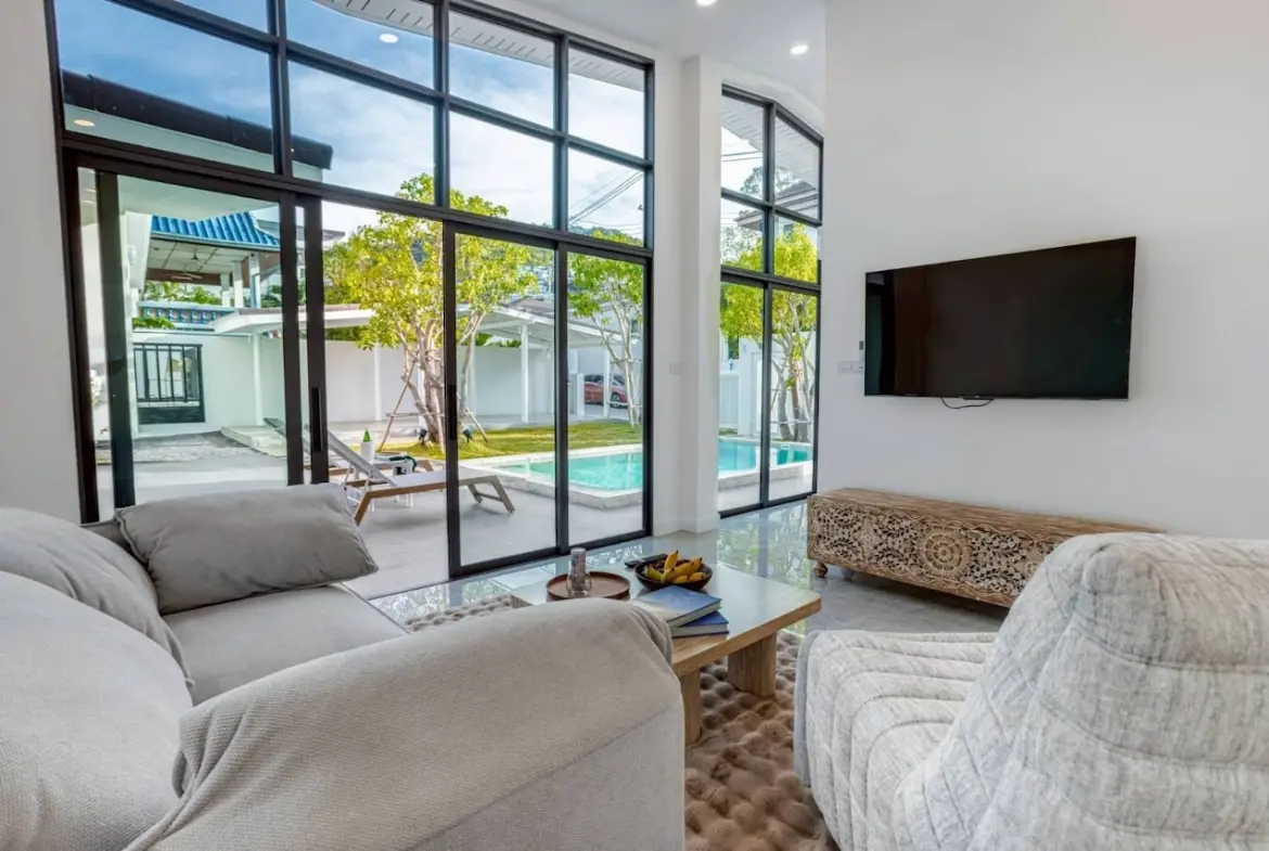 Bophut 4-Bedroom Pool Villa Lounge