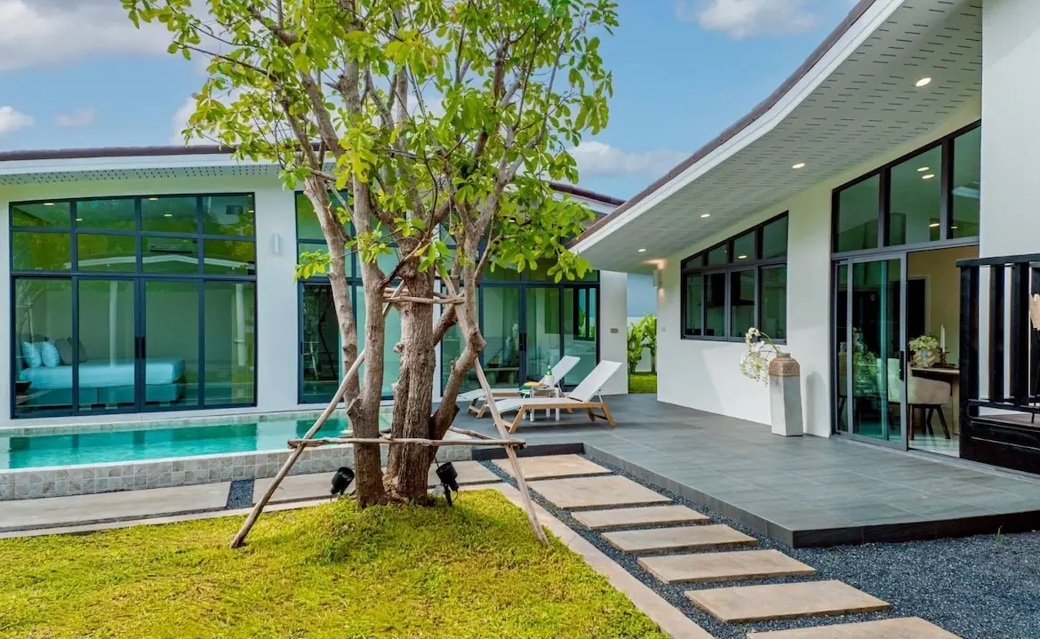 Bophut 4-Bedroom Pool Villa Exterior