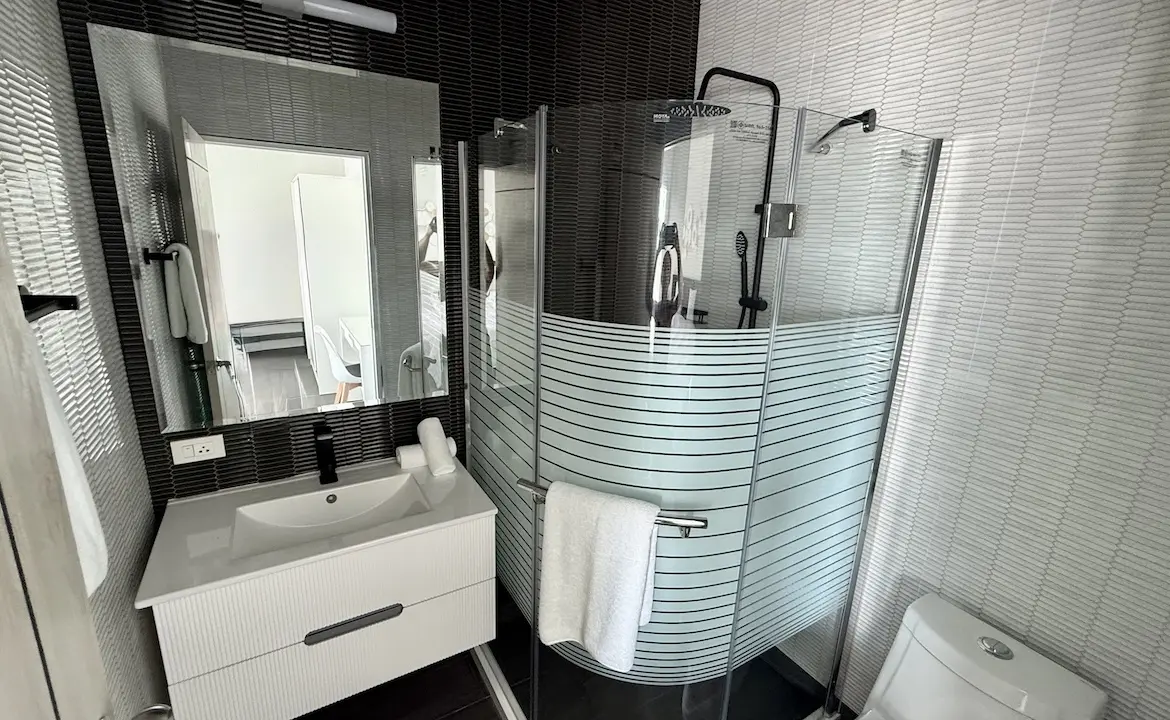 Choeng Mon Two Bed Pool Villa Bathroom