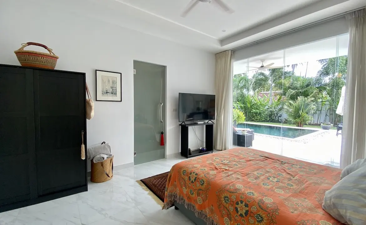 Maenam Modern Pool Villa Bedroom View