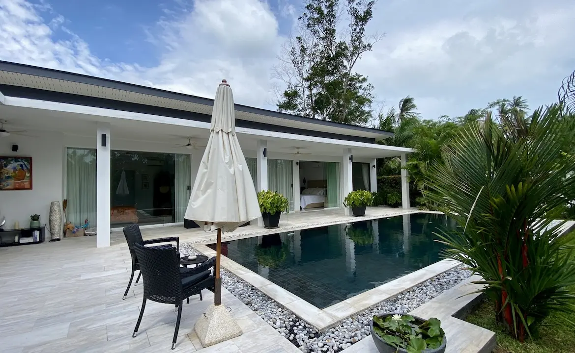 Maenam Modern Pool Villa Poolside Terrace