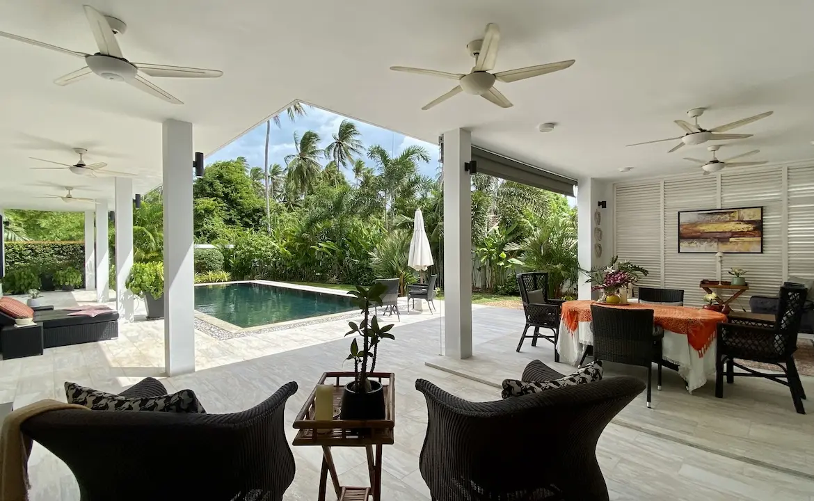 Maenam Modern Pool Villa Covered Terrace
