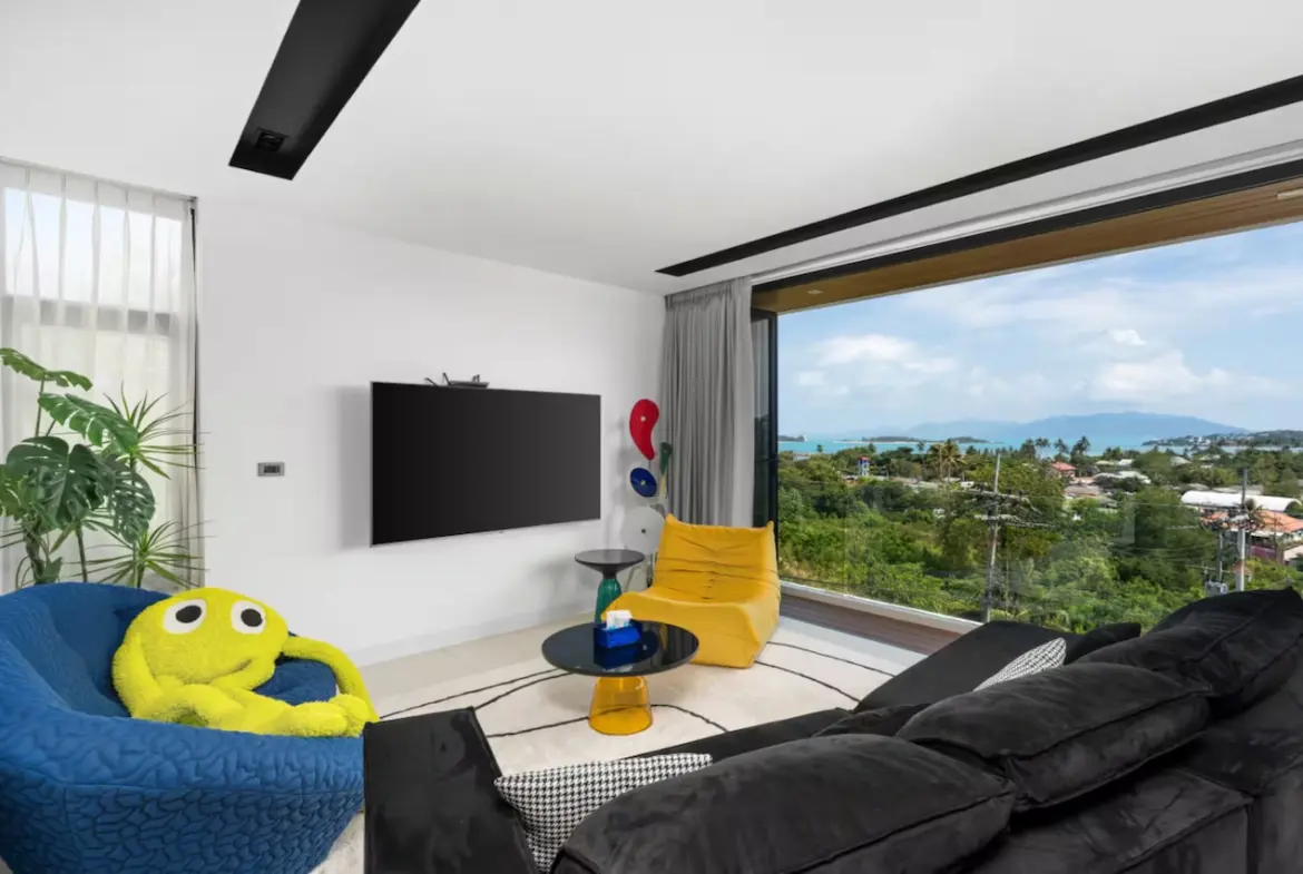 The Bay Villa Lounge