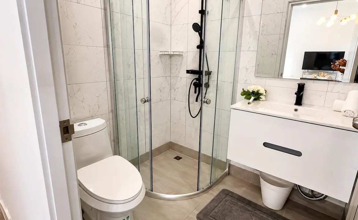 2 Bedroom Villa Choeng Mon Bathroom