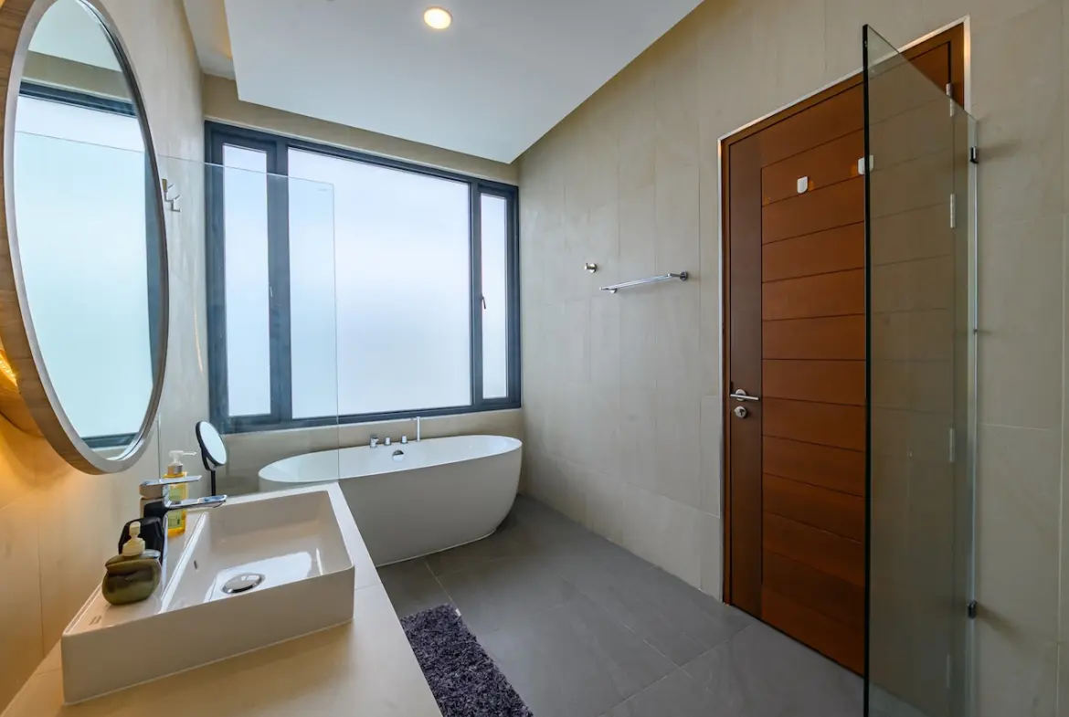 Bophut 2-Bed Pool Villa Master Bathroom