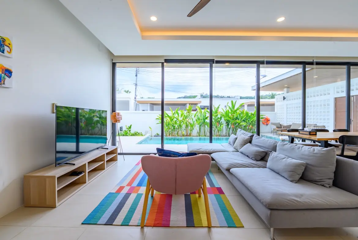 Bophut 2-Bed Pool Villa TV