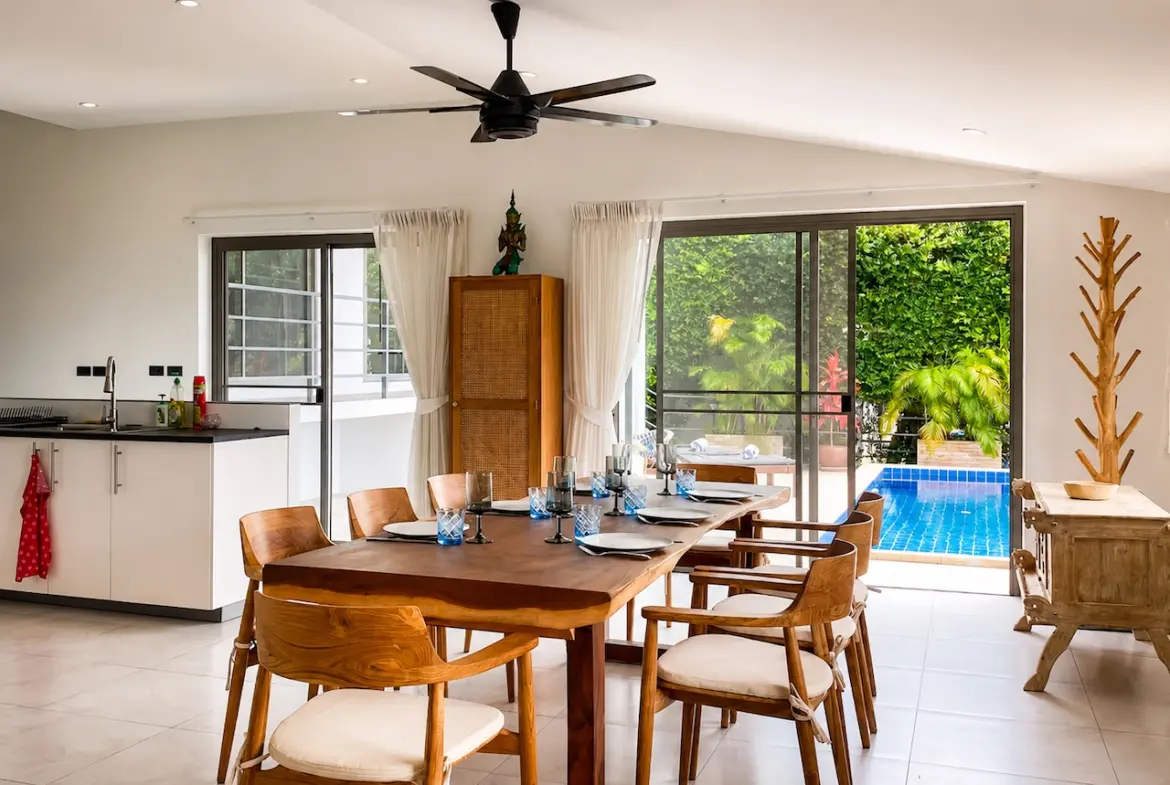 Chaweng Noi Sunrise Villa Dining