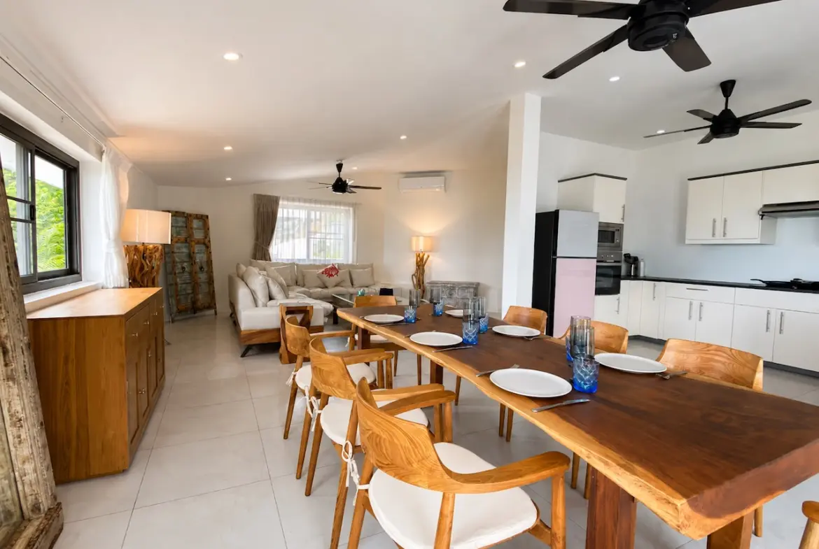 Chaweng Noi Sunrise Villa Dining