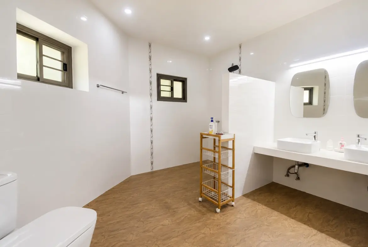 Chaweng Noi Sunrise Villa Bathroom