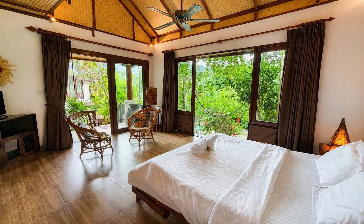 Koh Samui Tropical Villa Bedroom