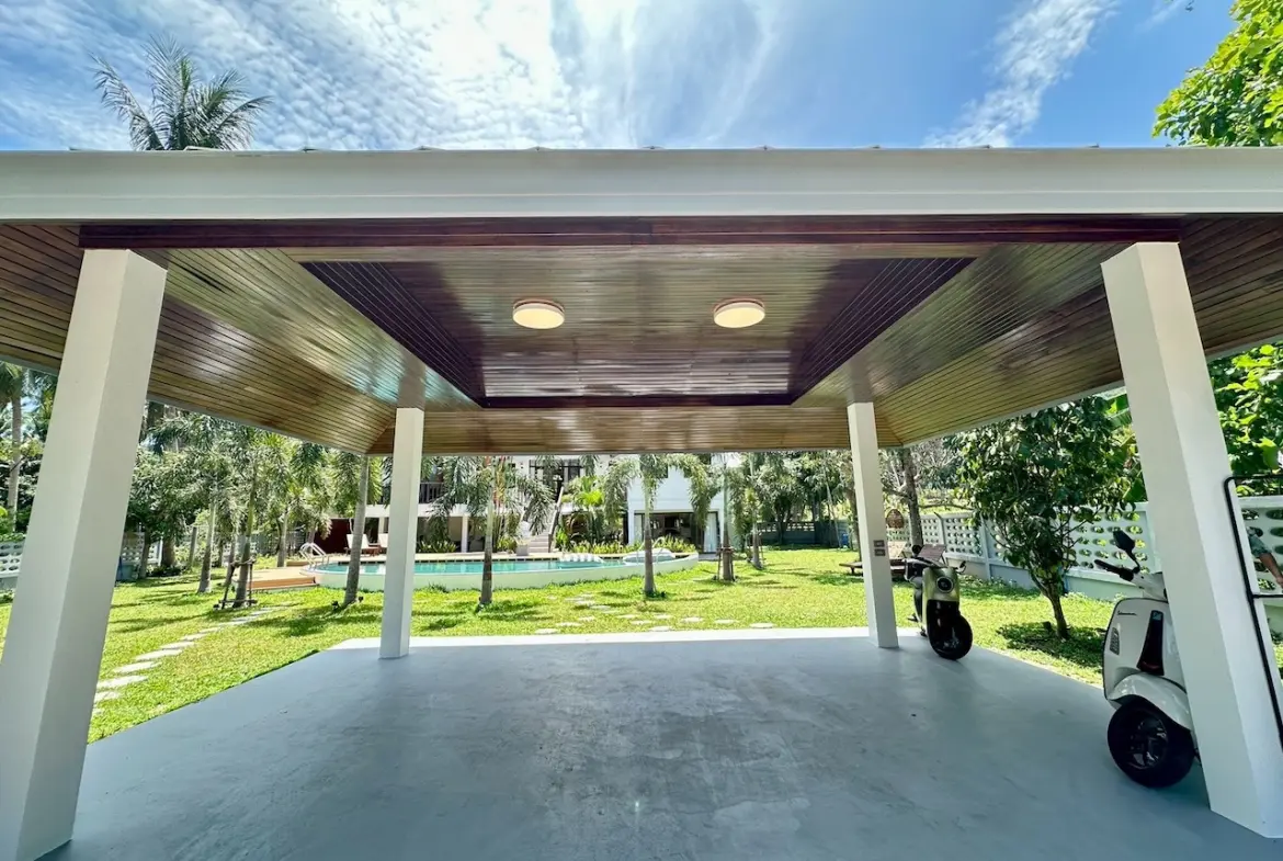 Koh Samui Villa In Angthong Parking