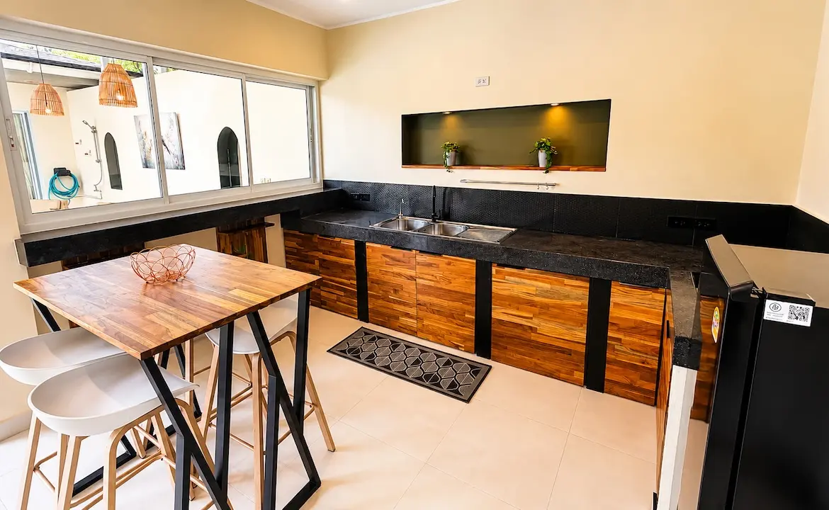 Lamai 4-Bedroom Investment Property Kitchen