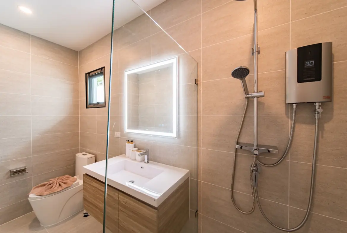Lamai Villa For Longterm Rent Bathroom