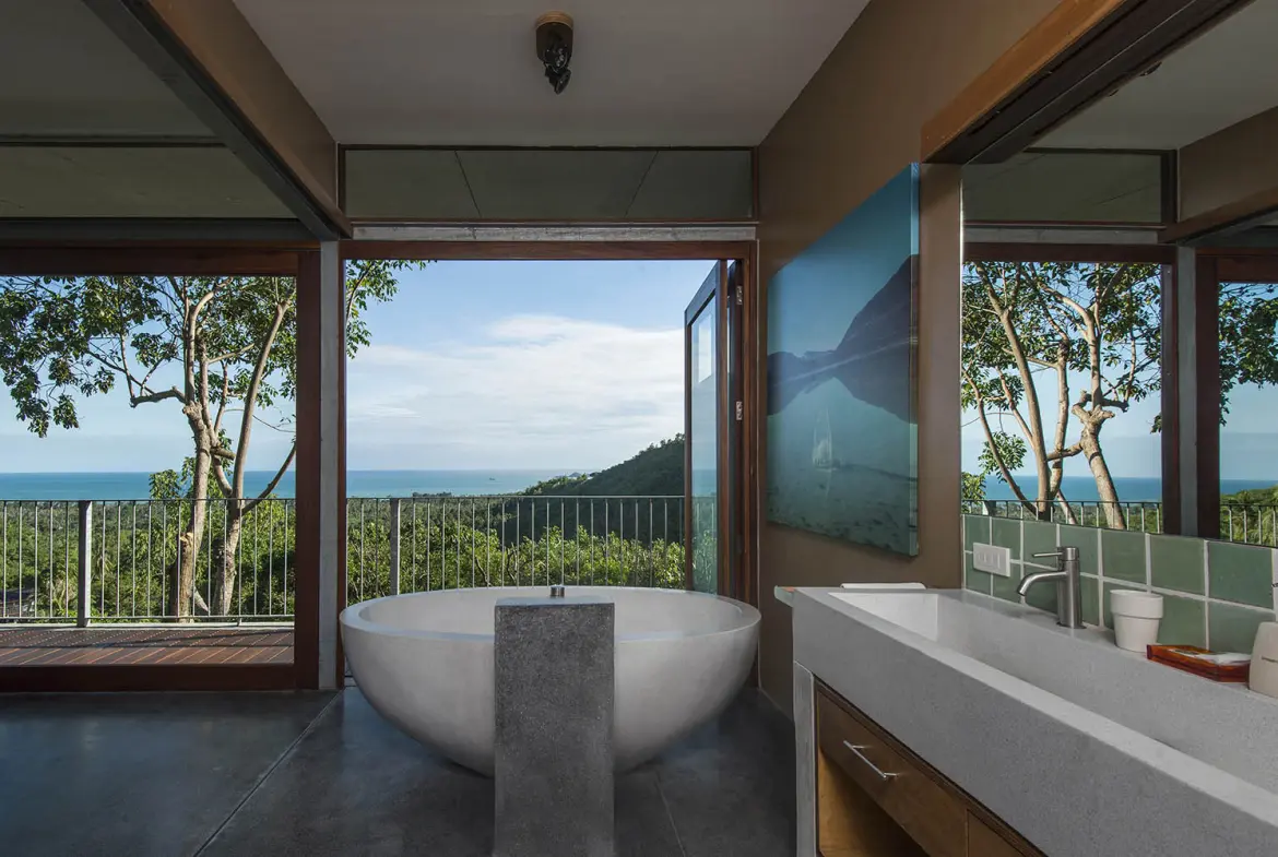 Luxury Koh Samui Villa For longterm Rent Bathroom View