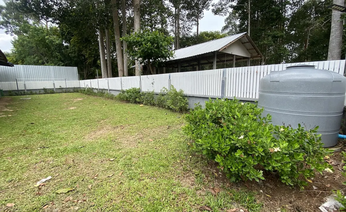Namueng Thai House Backyard
