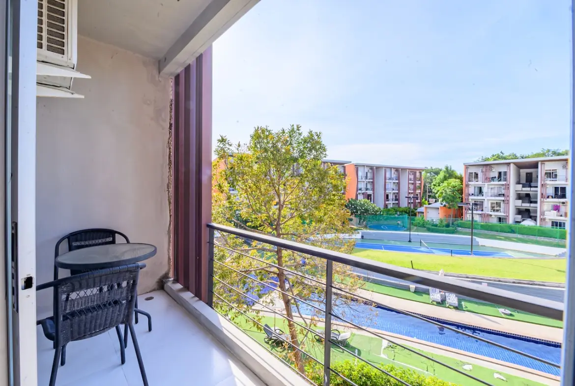 Replay Apartment Balcony
