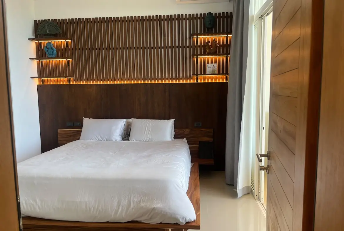 Sea View Penthouse in Maenam Bedroom