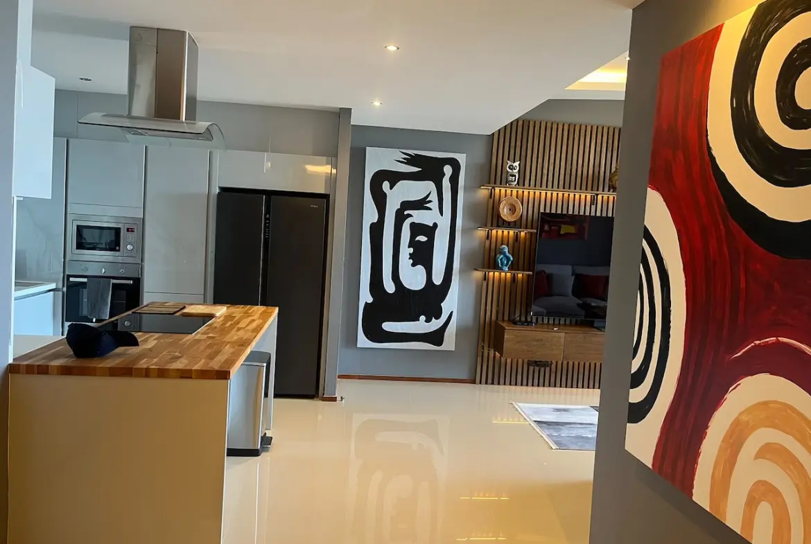 Sea View Penthouse in Maenam Interior