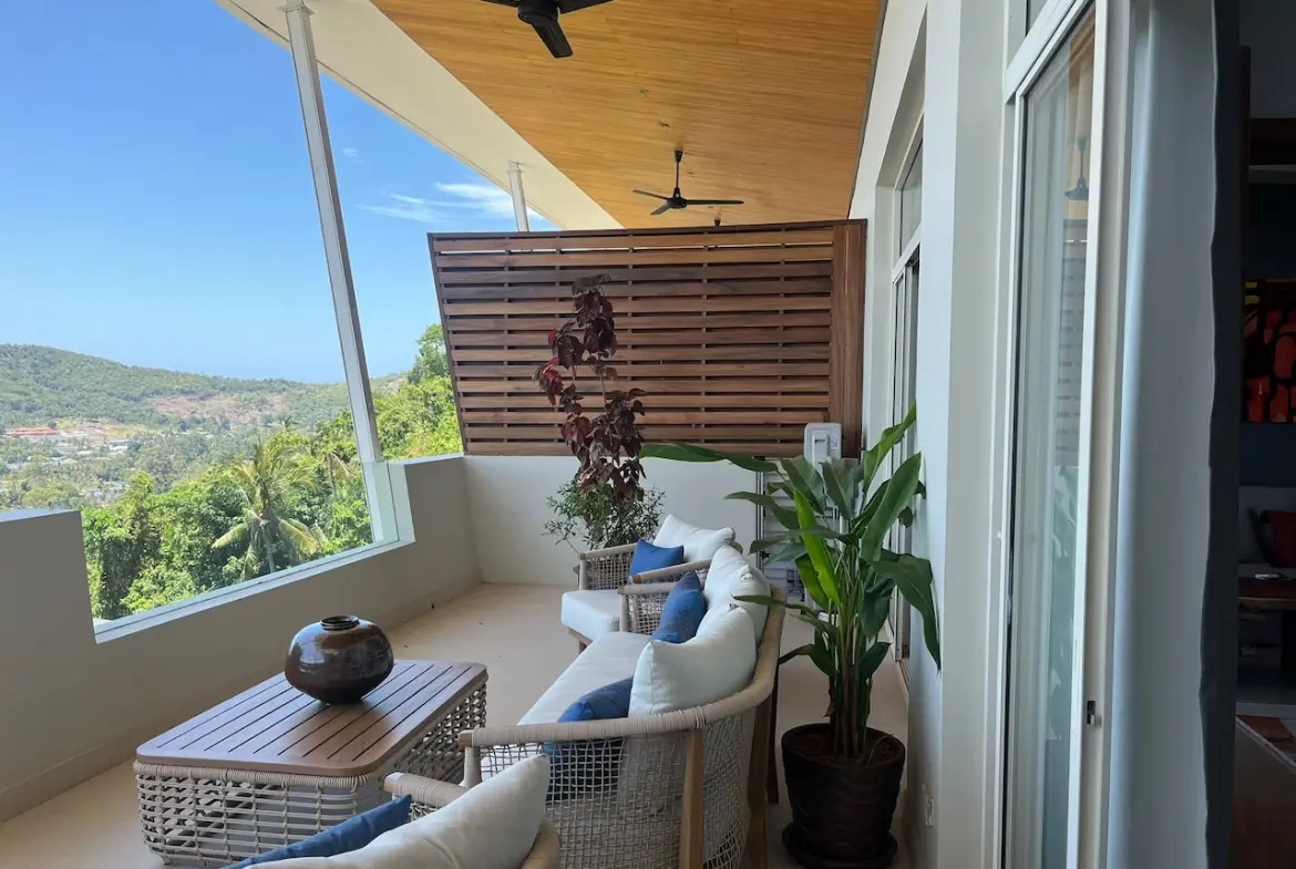 Sea View Penthouse in Maenam Exterior