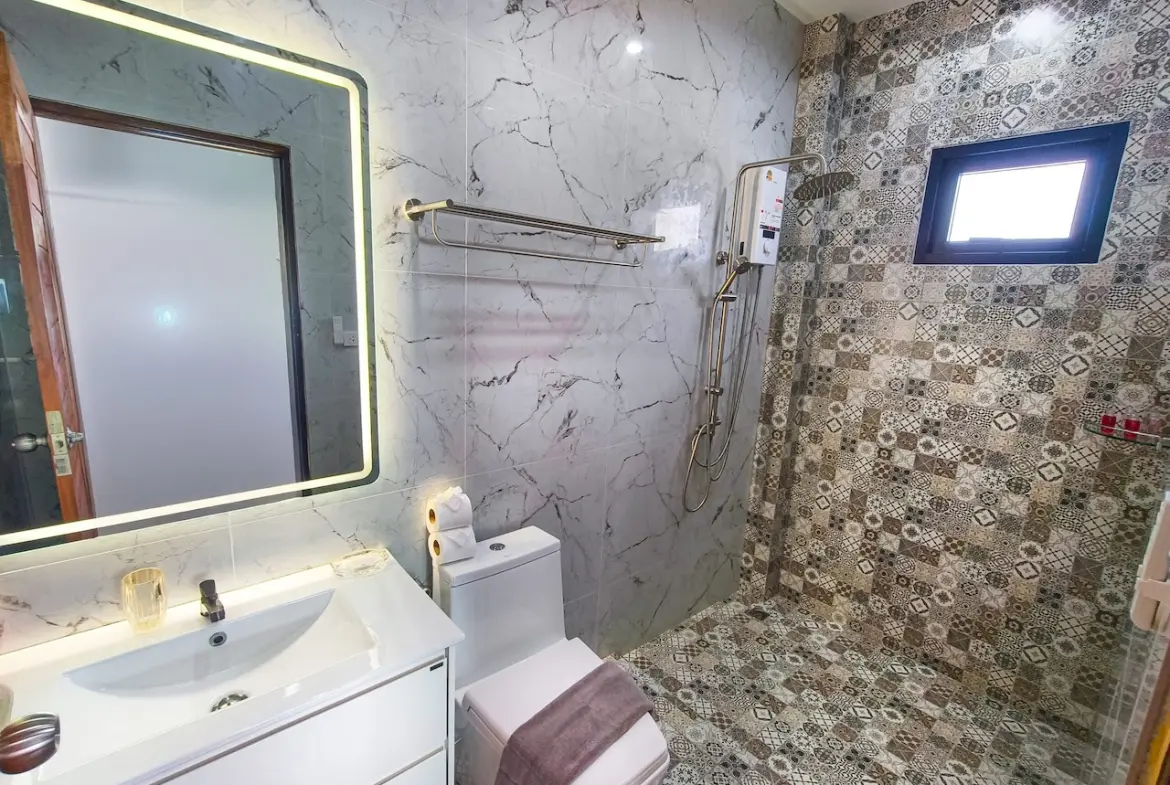 Taling Ngam House For Sale Bathroom